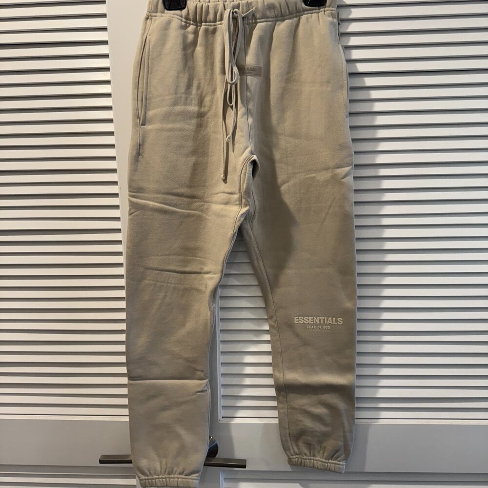 XS Wheat FOG Essentials sweatpants